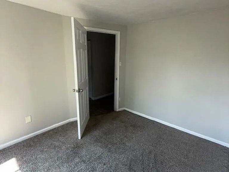 848 Riverview Ter #306 — Photo 9
