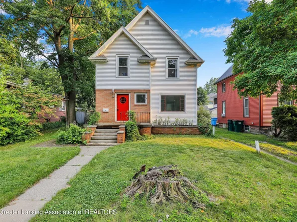 513 Moores River Dr, Lansing, MI 48910