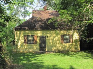 207 S Caroline Ave, Bellflower, MO 63333