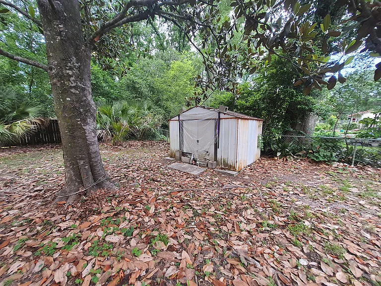 1815 Burns Dr — Photo 19