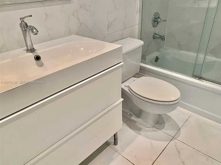 1500 S Ocean Dr #17E — Photo 29