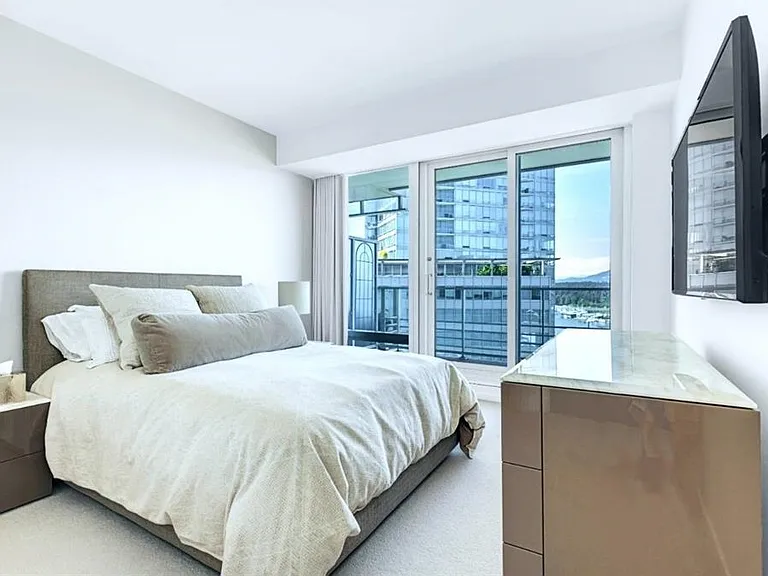 1011 Cordova St W #230X — Photo 15