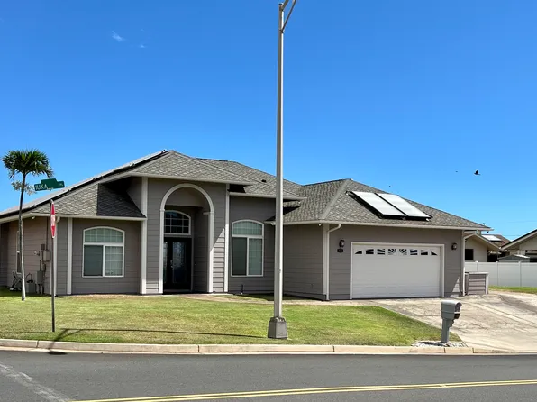 800 Iuka Pl, Kahului, HI 96732