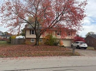 1353 Post Oak Rd, Lexington, KY 40517