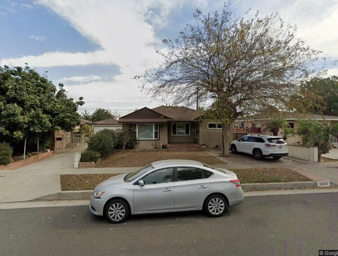 3 bed, 1750 sqft, $3,500 — Photo 1