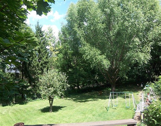 2nd image of 125 Violet Cir