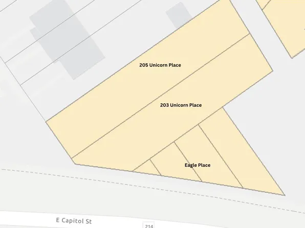 205 Unicorn Pl, Capitol Heights, MD 20743