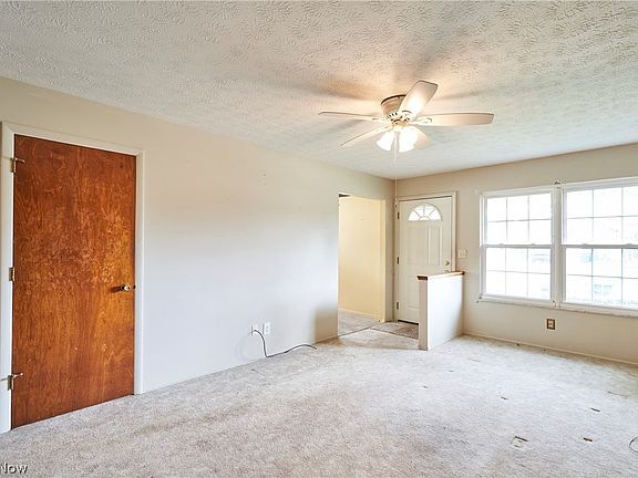 4th image of 1451 Grand Blvd