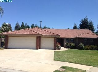 2074 London Cir, Tulare, CA