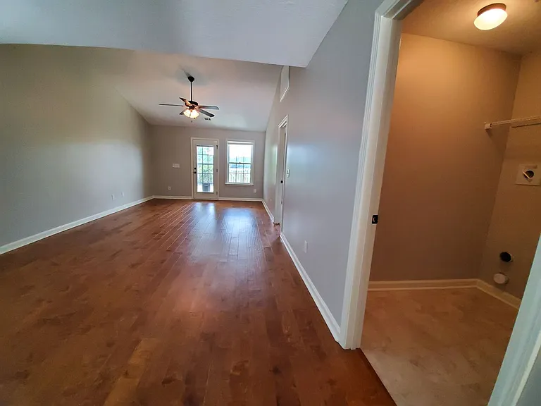 198 Buckhaven Way — Photo 20