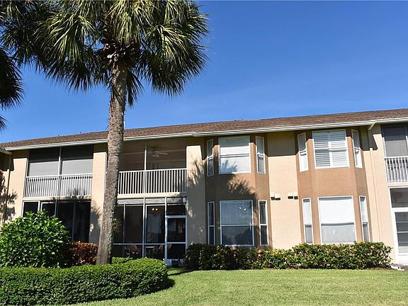 3rd image of 26631 Clarkston Dr #107