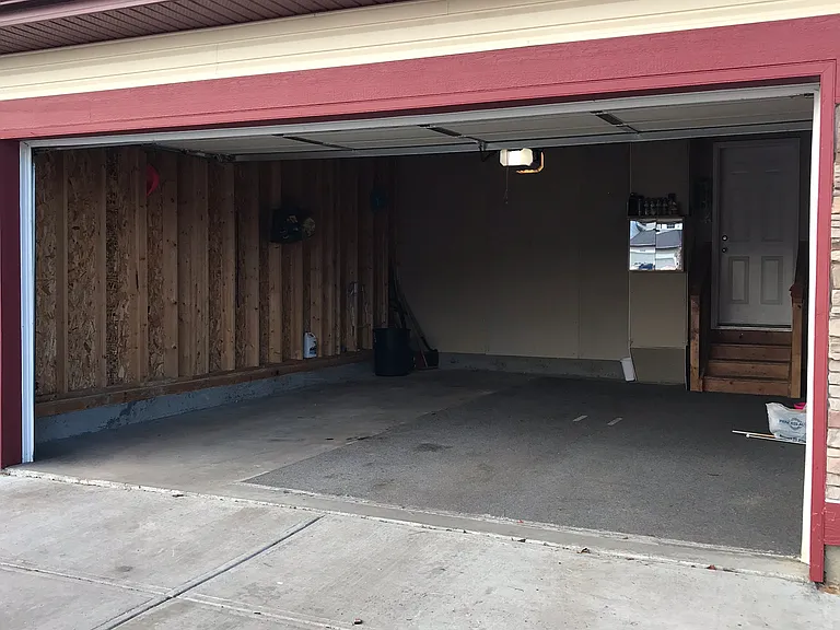 20 Becker Cres — Photo 3