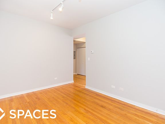 2nd image of 3503 W Leland Ave APT 3W