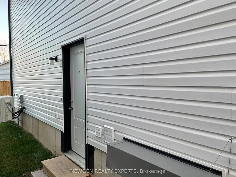 253 Dain Ave #BASEMENT — Photo 3