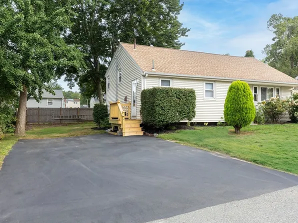 15 Almon Ave, Brockton, MA 02301