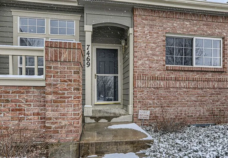 7469 E Ellsworth Ave — Photo 2