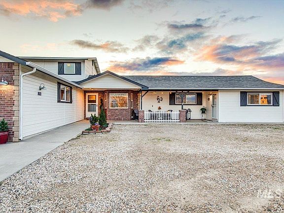 2nd image of 8601 S Cloverdale Rd