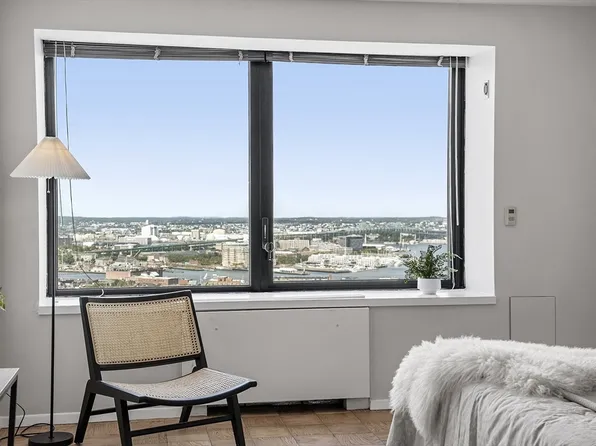 65 E India Row APT 36C, Boston, MA 02110