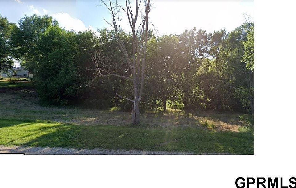 1st image of 2118 N 141st St