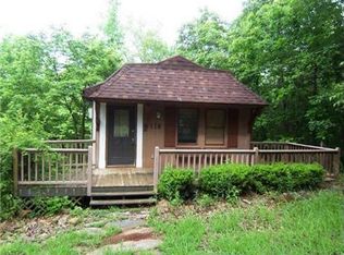 116 Point Rd, Whitesburg, GA 30185
