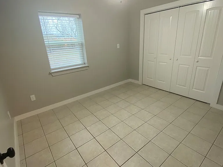 518 Peterson Dr — Photo 9