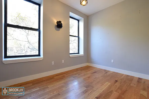 Rented by null | media 5