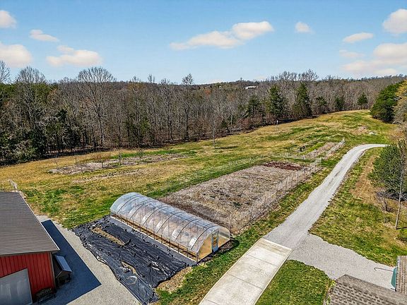62nd image of 138 Effie Allen Ln