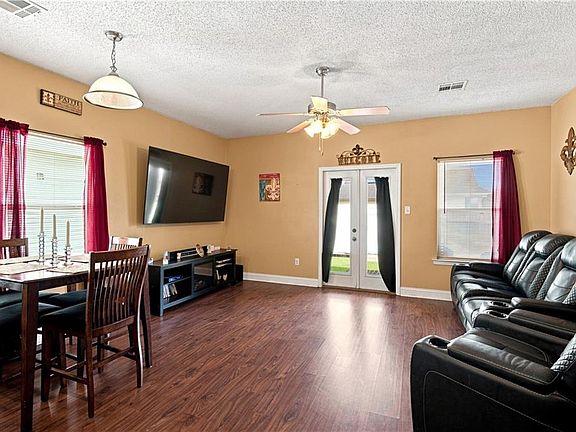 4th image of 4309 Lemans Dr