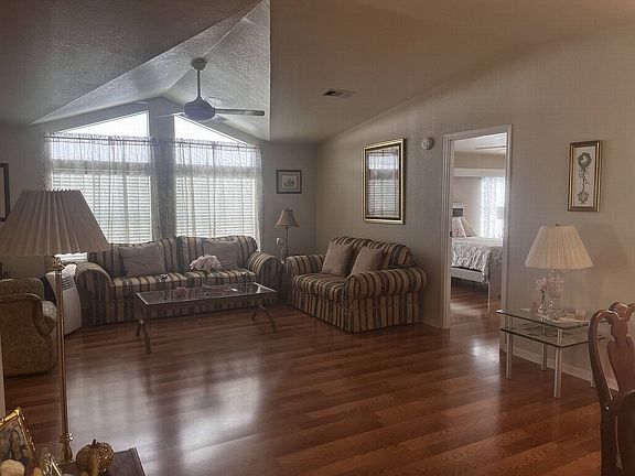 3rd image of 14121 Laurel Creek Dr