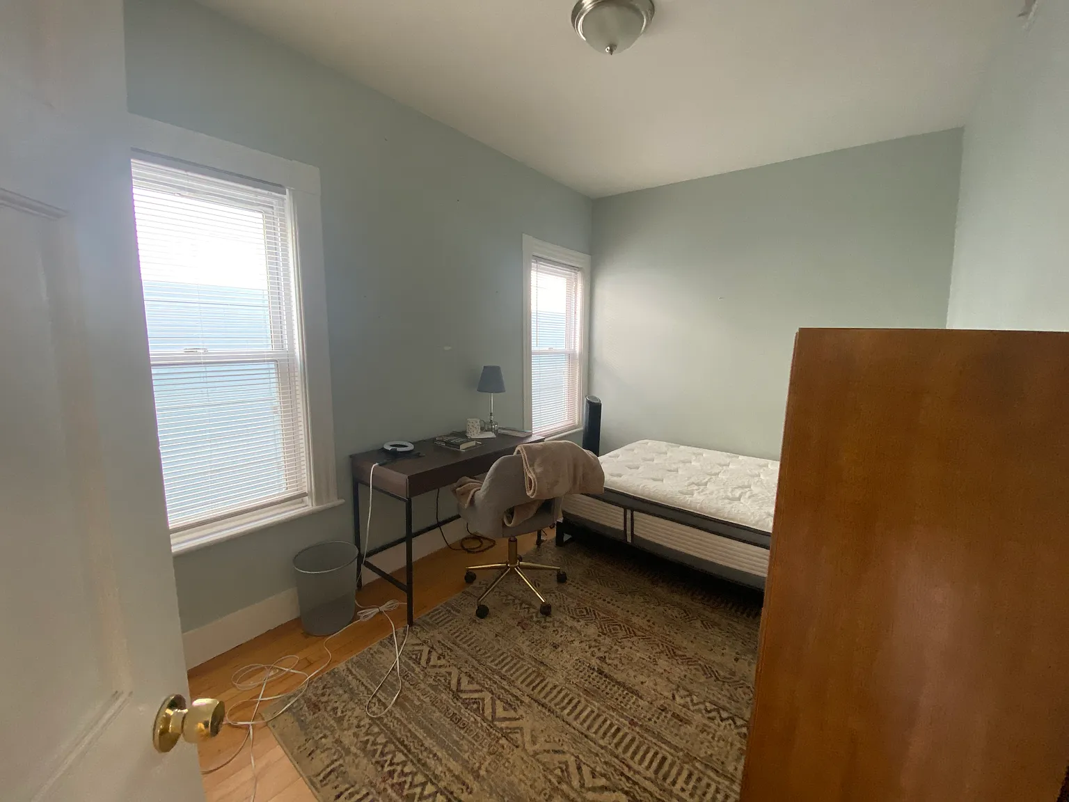 2 bed, 1200 sqft, $3,500 — Photo 4