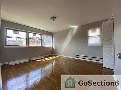 5th image of 11015 S Vernon Ave APT 2