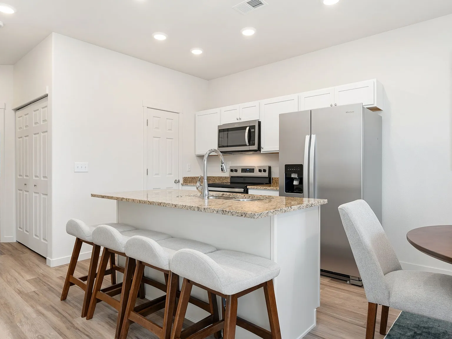 1601 Grand Harmony Blvd - 202 — Photo 4