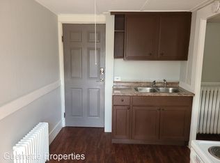 28 Sewall St APT 5, Augusta, ME 04330