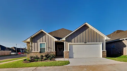 8020 Labelle Dr Photo 1