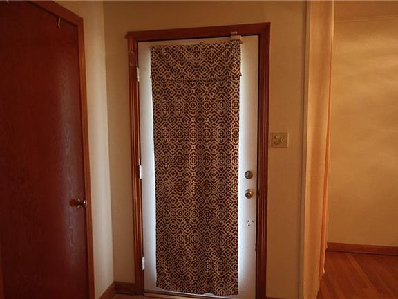 2nd image of 114 Prospect St