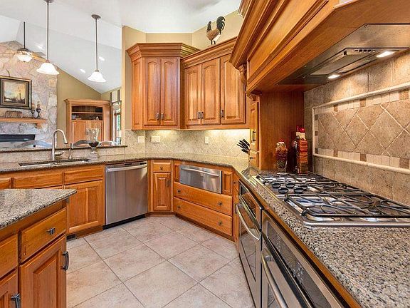 5th image of 510 Bosworth Ln