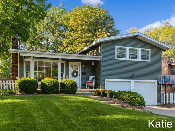 2117 Coronado Dr SE, East Grand Rapids, MI 49506