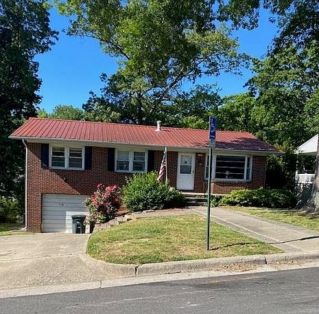 1st image of 326 Withers Cir