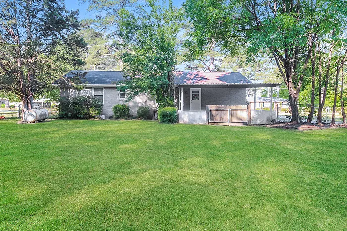 142 Dickert Dr — Photo 11