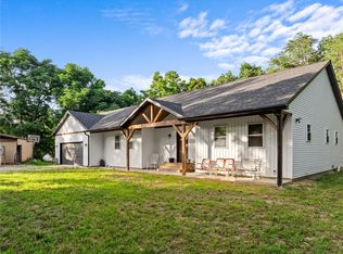 25760 E 1750th Rd, Marshall, IL 62441