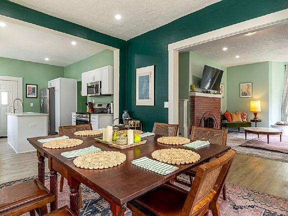 4th image of 2927 Boulevard Pl