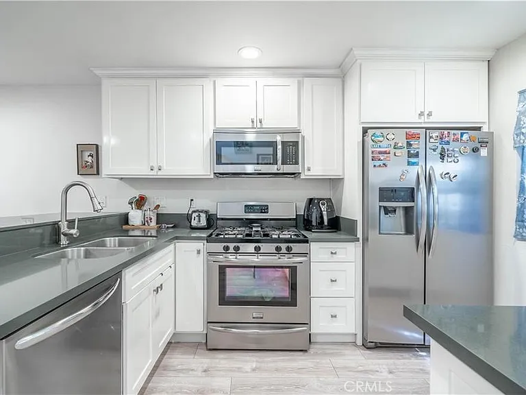12750 Centralia St — Photo 5