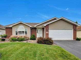 1449 Crooked Creek Dr, Beecher, IL 60401