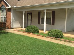 309 Wynfield Ln, Bonaire, GA