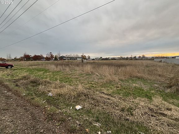 5th image of 91704 Highway 99 N