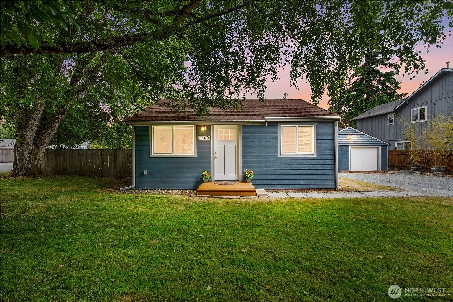 5500 S Leo Street photo 1