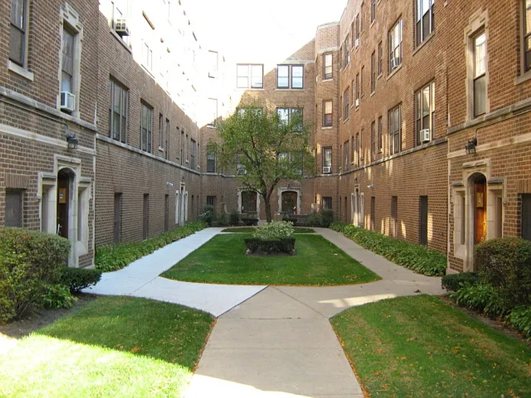 4247 N Hermitage Ave #3B — Photo 1