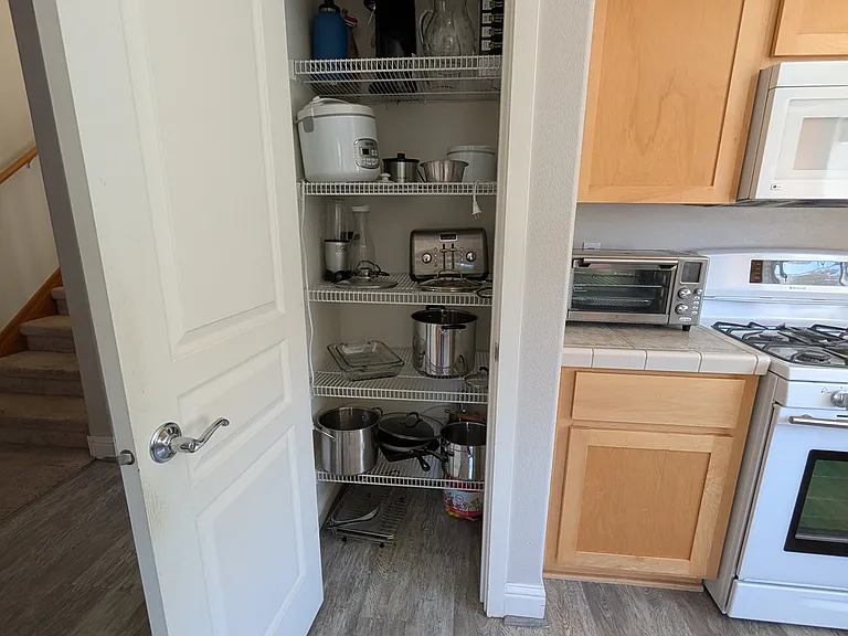 704 SE 56th Ave — Photo 7