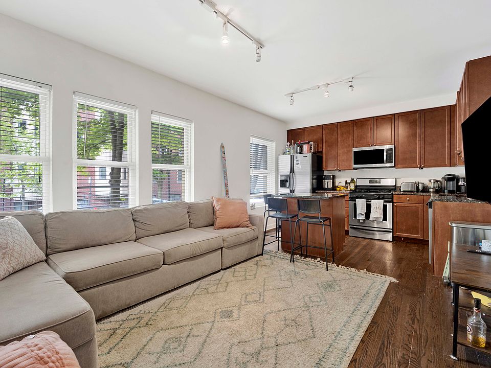 1st image of 3500 N Racine Ave #1