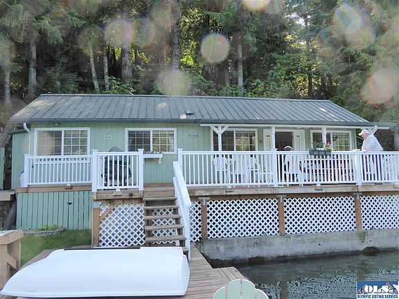 4th image of 40 Shoreline Dr